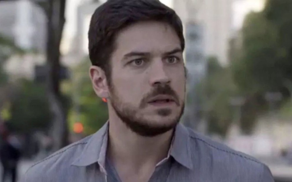Marco Pigossi (Zeca) em A Força do Querer; caminhoneiro tentará acertar contas com rival - Reprodução/TV Globo
