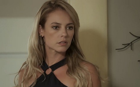 Paolla Oliveira (Jeiza) em A Força do Querer; policial saberá que namorado desistiu do divórcio - Reprodução/TV Globo
