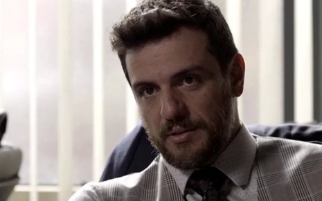 Rodrigo Lombardi (Caio) em cena de A Força do Querer; advogado será irônico ao falar da ex - Reprodução/TV Globo