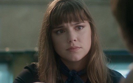 Alice Wegmann (Isabela) em cena de A Lei do Amor; personagem retorna vingativa à trama - Reprodução/TV Globo