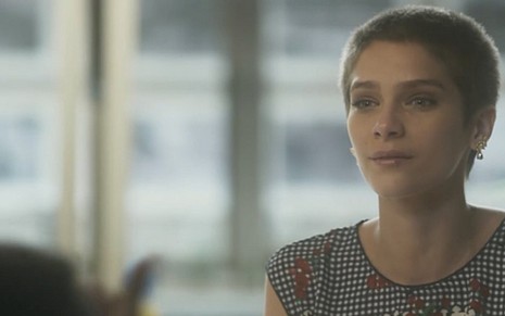 Isabella Santoni (Letícia) em cena de A Lei do Amor; garota irá atrás do ex após festa - Reprodução/TV Globo