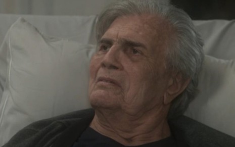 Tarcísio Meira (Fausto) em cena de A Lei do Amor; empresário quase levará injeção letal - Reprodução/TV Globo