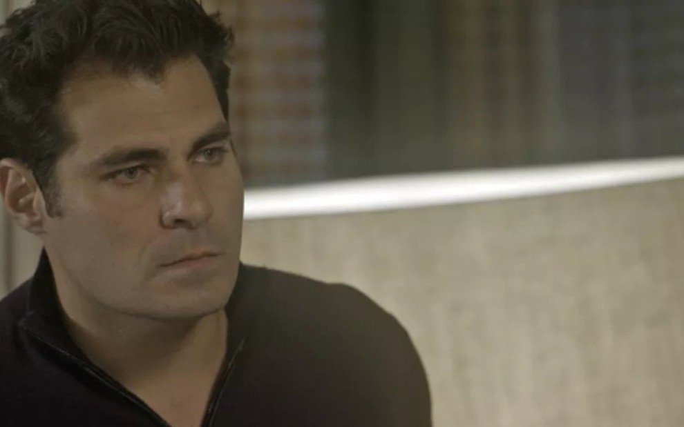 Thiago Lacerda (Ciro) em cena de A Lei do Amor; bandido dirá que mandou matar sogro - Reprodução/TV Globo