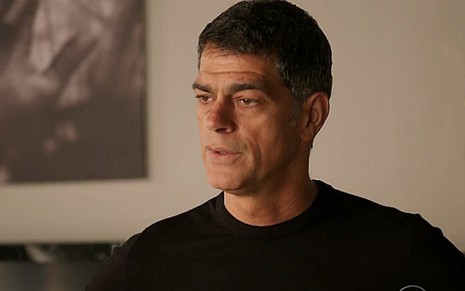 Eduardo Moscovis (Orlando) em cena de A Regra do Jogo, novela das nove da Globo - Reprodução/TV Globo