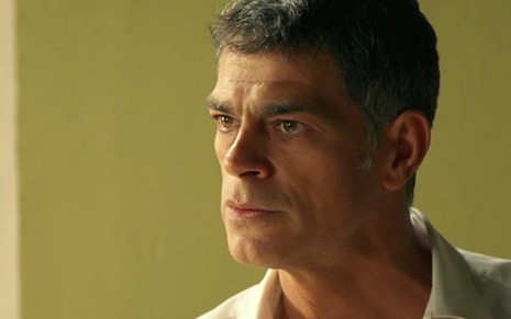 Eduardo Moscovis (Orlando) em cena de A Regra do Jogo, novela das nove da Globo - Reprodução/TV Globo