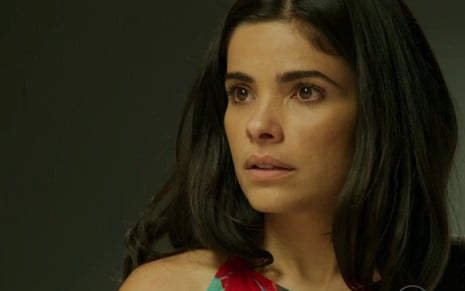 Toia (Vanessa Giácomo) vai morar sozinha nos próximos capítulos de A Regra do Jogo - Reprodução/TV Globo