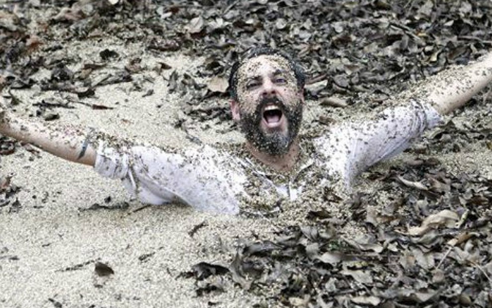 O ator Alexandre Nero se despede de Além do Horizonte: personagem dele foi engolido por lama - Fotos: Divulgação/TV Globo
