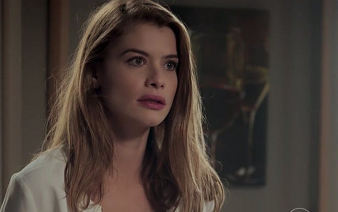 Alinne Moraes (Lívia) em cena de Além do Tempo, novela das seis da Globo - Reprodução/TV Globo