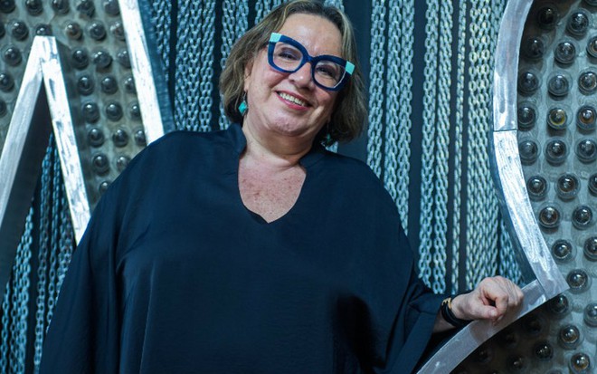 A psicanalista Regina Navarro Lins faz parte do elenco do Amor & Sexo, que volta ao ar na terça (9) - Raquel Cunha/TV Globo
