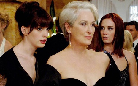 As atrizes Anne Hathaway, Meryl Streep e Emily Blunt no filme O Diabo Veste Prada