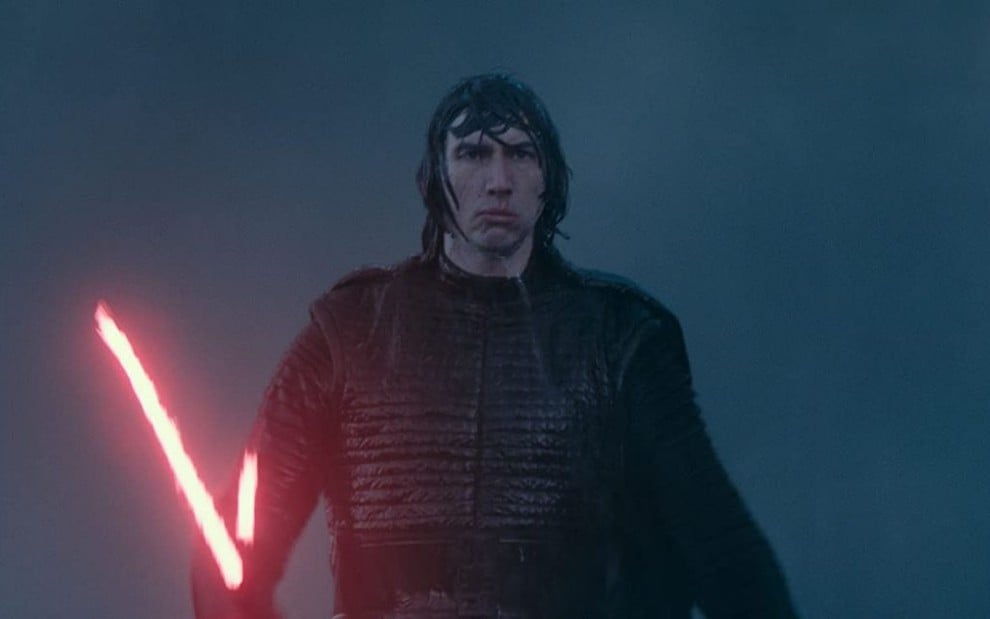 Adam Driver como Kylo Ren em cena de Star Wars: A Ascensão Skywalker (2019)