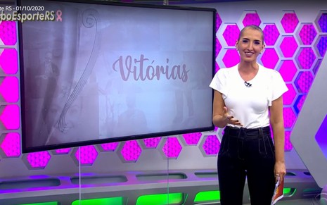 Alice Bastos, jornalista da RBS, apresentou o Globo Esporte sem a peruca