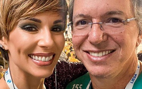 Ana Furtado e Boninho juntos no Carnaval do Rio de Janeiro em fevereiro de 2020