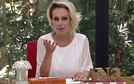 Ana Maria Braga no comando do Mais Você em abril de 2020