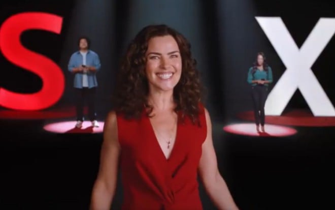 Ana Paula Arósio em comercial do banco Santander