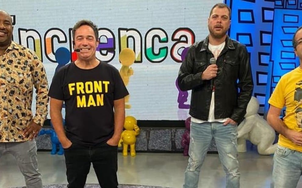 Angelo Campos, Tatola, Dennys Motta e Ricardinho no palco do Encrenca em 28 de junho de 2020