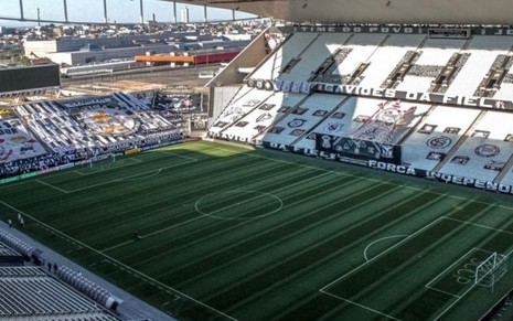 Foto de cima do estádio da Neo Química Arena, estádio do Corinthians