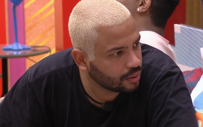 Imagem de Projota em conversa com Arthur Picoli no BBB21