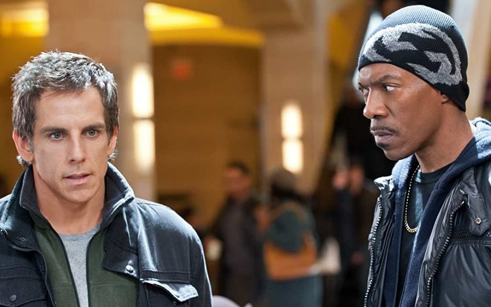 Os atores Ben Stiller e Eddie Murphy contracenam no filme Roubo nas Alturas (2011)