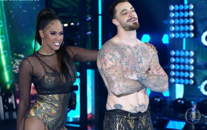 Felipe Titto se apresenta na Dança dos Famosos em 25 de outubro de 2020