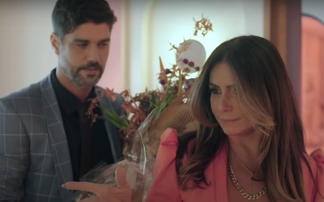 Bruno Cabrerizo e Giovanna Antonelli na novela Quanto Mais Vida, Melhor, da Globo