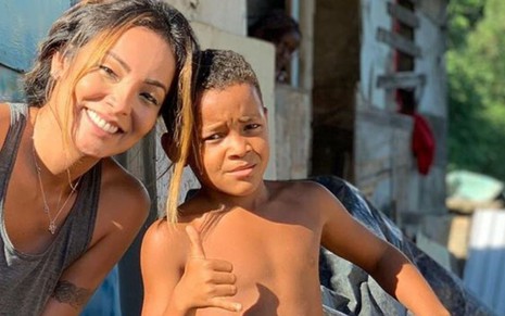 Carol Nakamura e Wallace Nakamura Leonel em foto publicada no Instagram em dezembro de 2019 