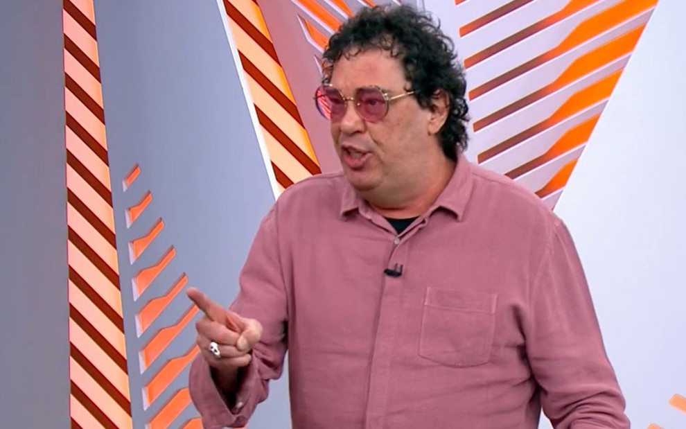 Walter Casagrande comentando no estúdio do programa Globo Esporte