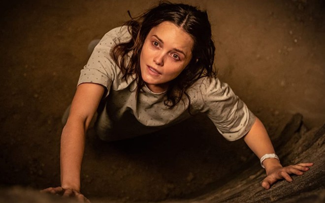 Rebecca Breeds em cena da primeira temporada Claric