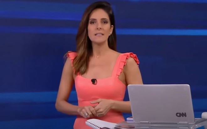 Monalisa Perrone na apresentação do Expresso CNN, na CNN Brasil