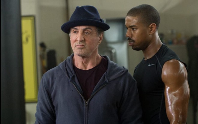 Sylvester Stallone e Michael B Jordan em cena no filme Creed