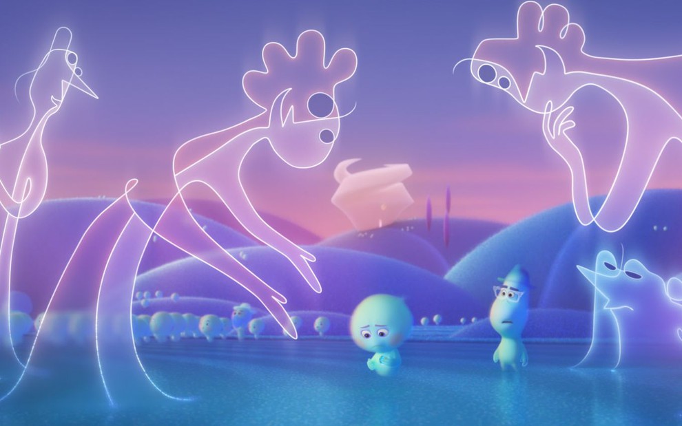 Cena da animação Soul, do Disney+, mostra almas (algumas com ar de Picasso) em um cenário em tons de azul e roxo