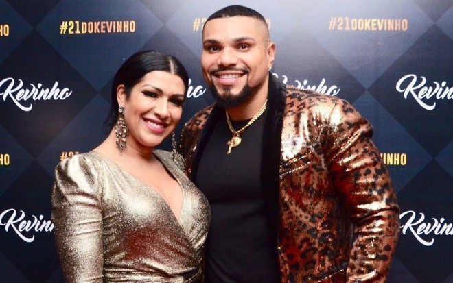 Ellen Cardoso e Naldo Benny no aniversário de Kevinho em 2019, em São Paulo