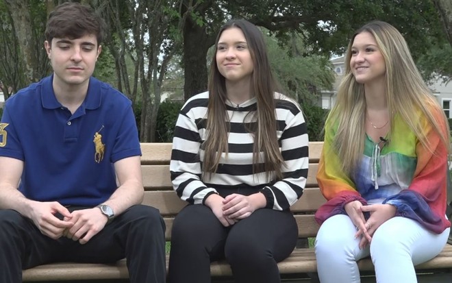 João Augusto e as gêmeas Marina e Sofia, filhos de Gugu Liberato