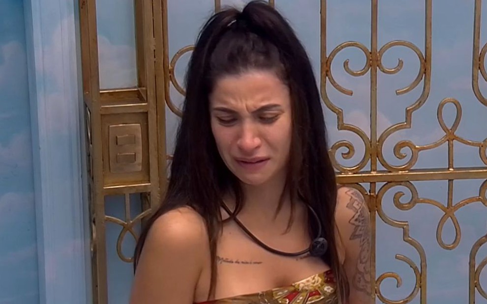 Bianca Andrade chora no quarto Céu do BBB20