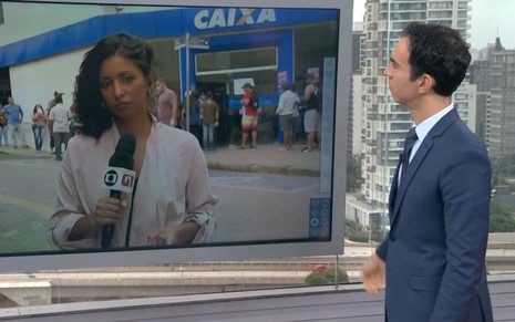 A repórter Mariana Aldano em um link e o âncora César Tralli no estúdio, durante interação no SP1, da Globo