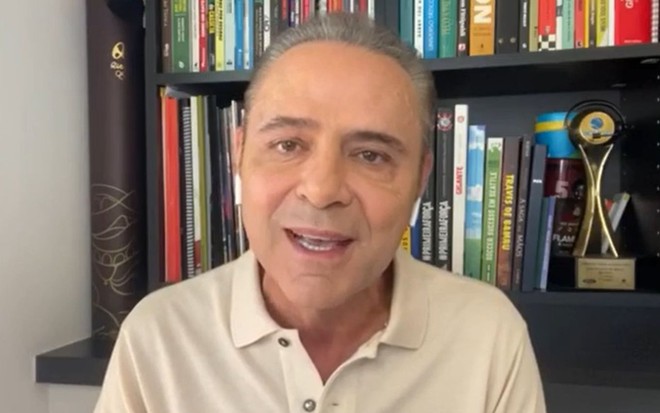 O narrador Luis Roberto em vídeo gravado de casa