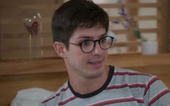 O ator Igor Cosso como o personagem Júnior na novela Salve-se Quem Puder, da Globo