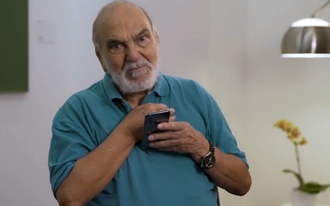 O ator Lima Duarte em esquete do humorístico Tá No Ar, da Globo, exibido em fevereiro deste ano 