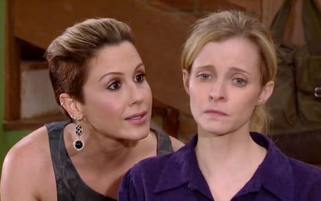 Guilhermina Guinle e Maria Helena Chira em cena de Ti Ti Ti, atrizes estão caracterizadas como Luísa e Camila