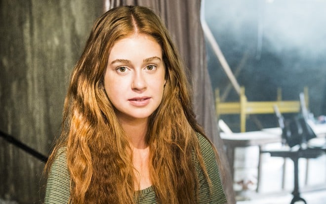 A atriz Marina Ruy Barbosa caracterizada como a sua personagem em Totalmente Demais