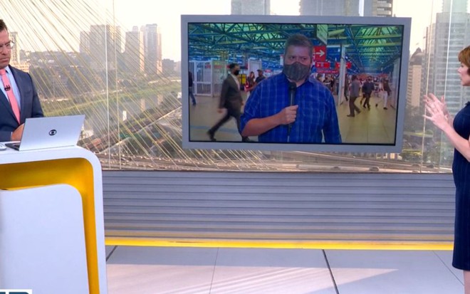 Rodrigo Bocardi e Gloria Vanique no estúdio do Bom Dia SP entrevistando a pessoa errada ao vivo