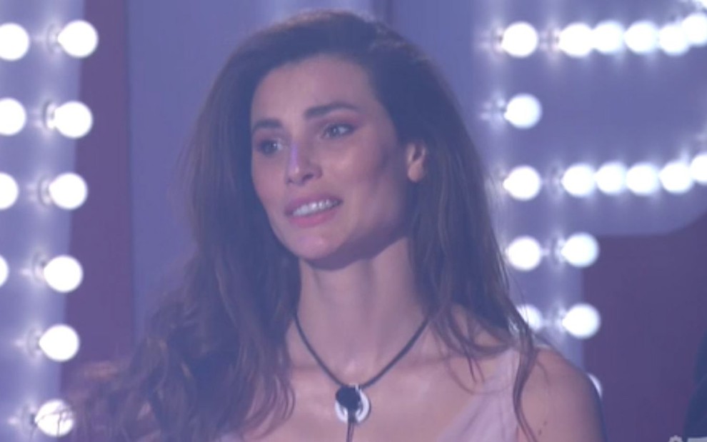 A brasileira Dayane Mello durante a final do Gran Fratello, versão italiana do Big Brother