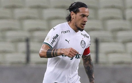 Zagueiro Gustavo Gómez em ação pelo Palmeiras