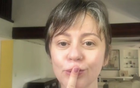 A atriz Guta Stresser em vídeo publicado no Instagram