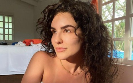 A atriz e youtuber Kéfera Buchmann em foto publicada no Instagram
