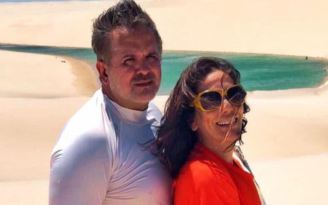 O músico Orlando Morais com mulher, a atriz Gloria Pires, em foto publicada no Instagram