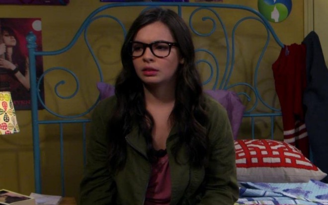 Isabella Gomez em cena da série One Day at a Time