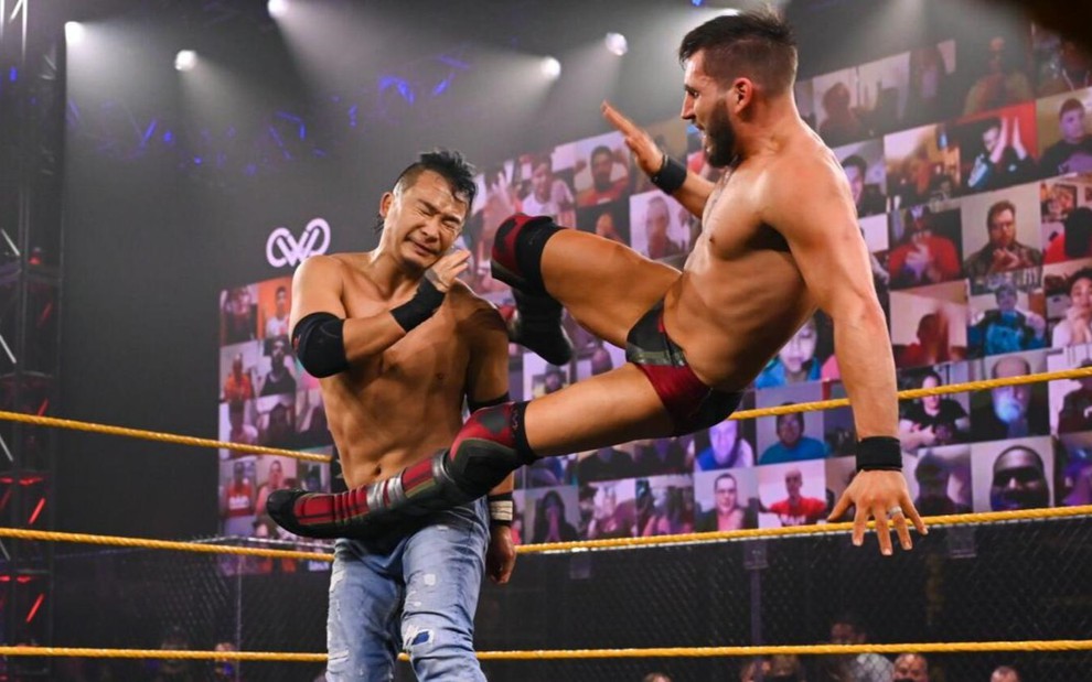 Kushida luta contra Johnny Gargano no NXT, programa da WWE