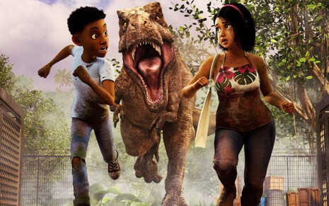 Os personagens Darius e Sammy correm de um dinossauro em cena da segunda temporada de Jurassic World: Acampamento Jurássico