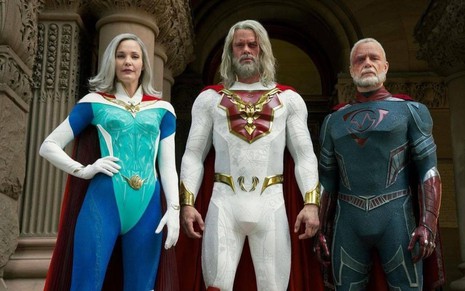 Leslie Bibb, Josh Duhamel e Ben Daniels como super-heróis em O Legado de Júpiter